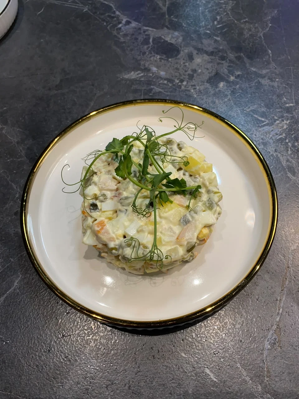 Оливье классическое с коп. курочкой