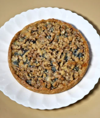 Восточный(грецкий орех и изюм)